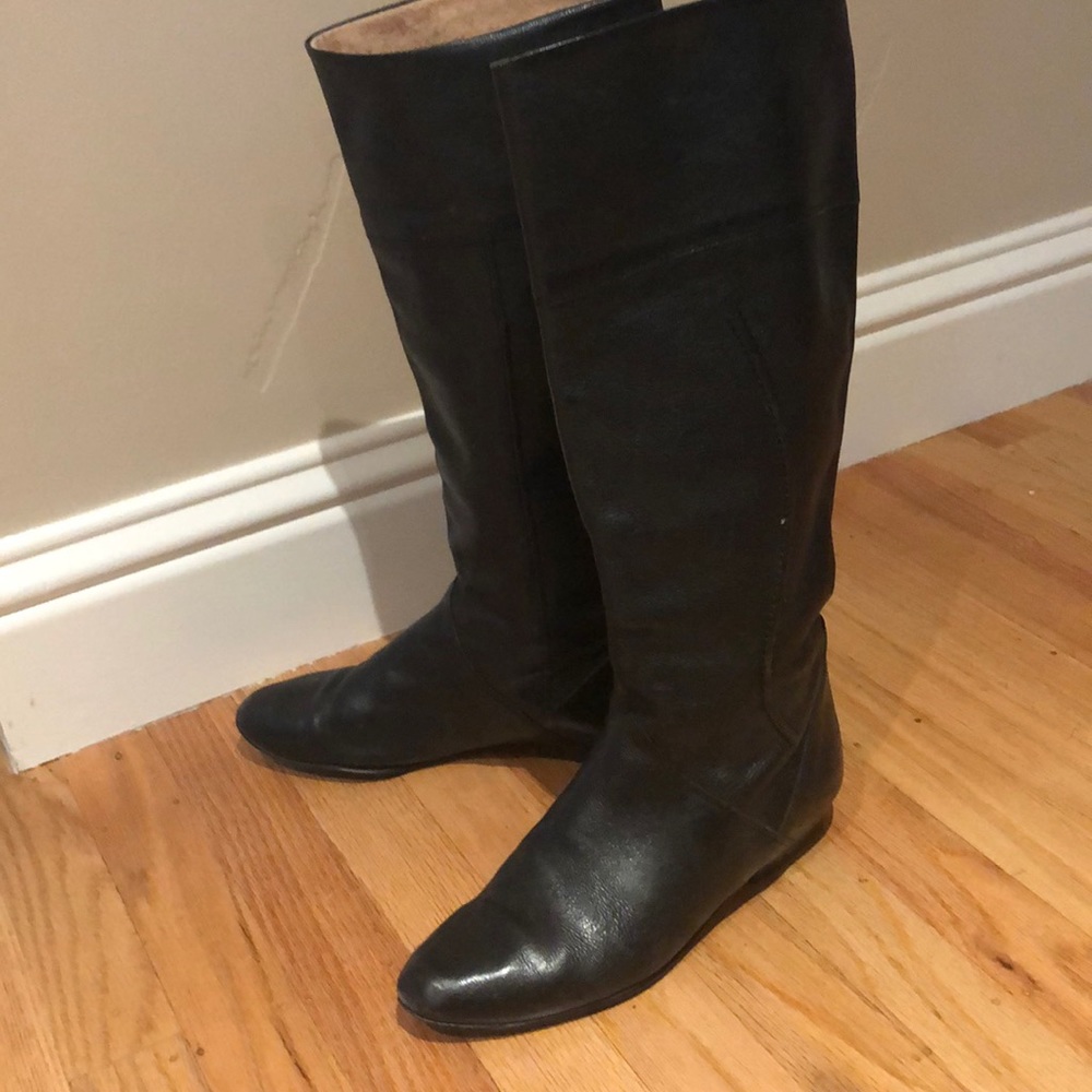 Black boots
